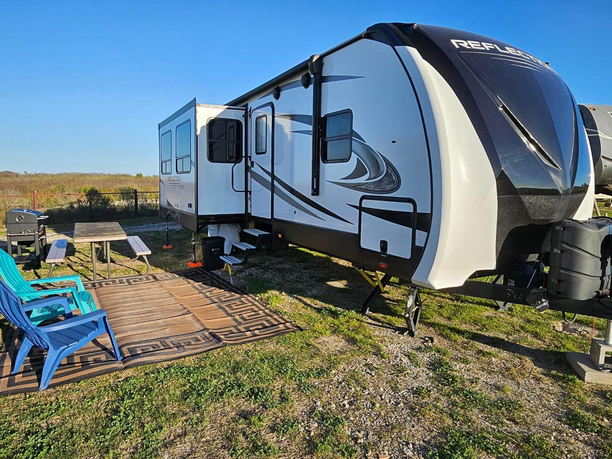 Hailey'S Beach-N-Bay Rv Resort Gilchrist Exteriör bild